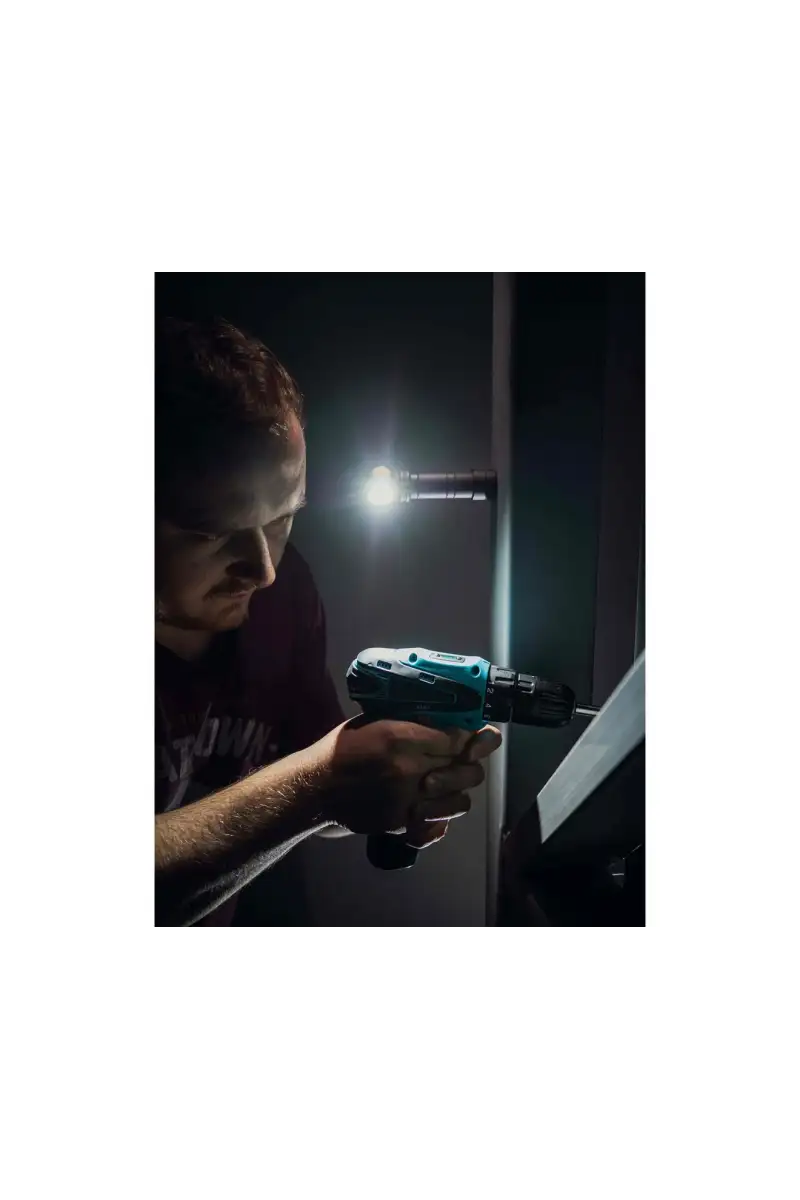 Latarka Armytek Wizard C2 Pro Max Magnet USB Warm