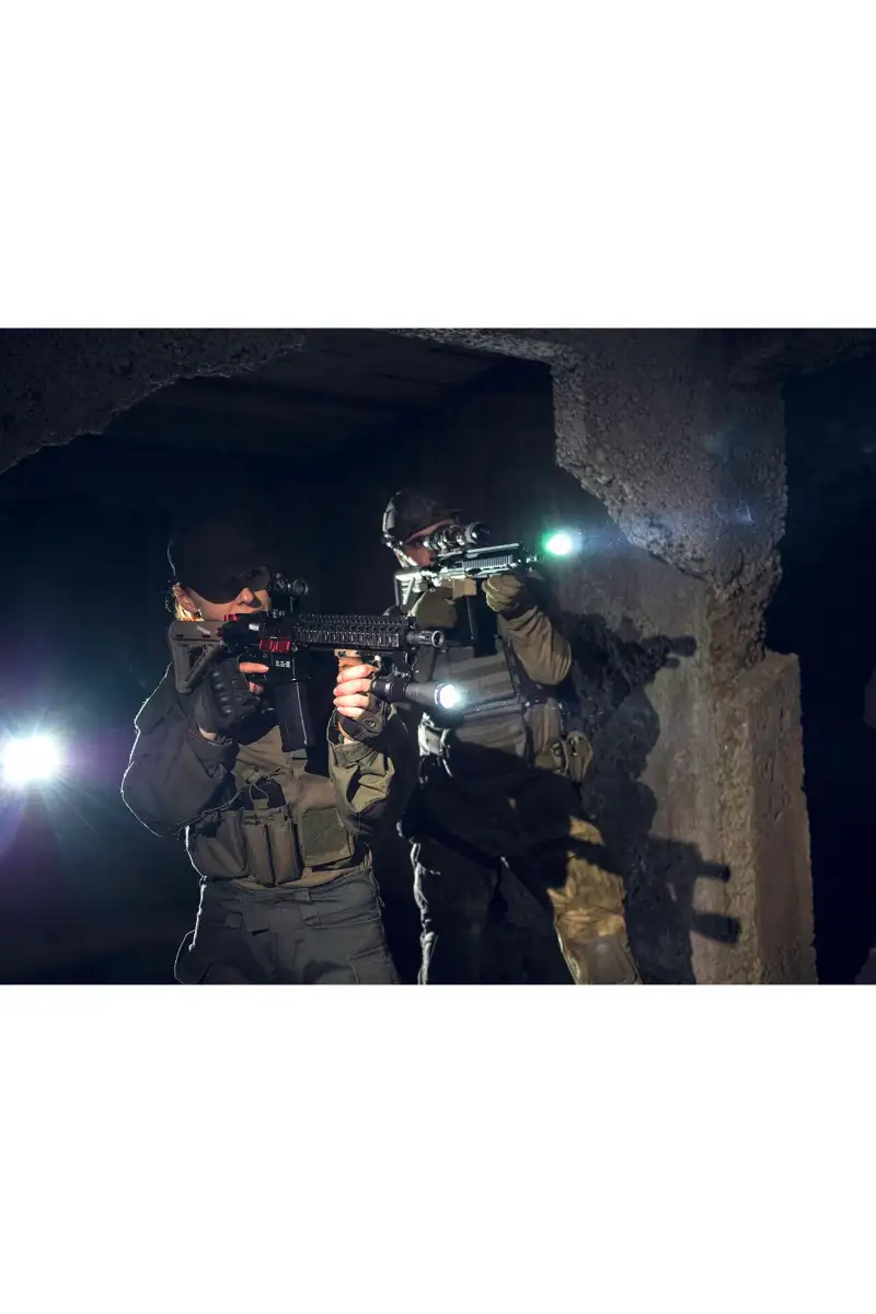 Latarka taktyczna Armytek Dobermann PRO MAGNET USB