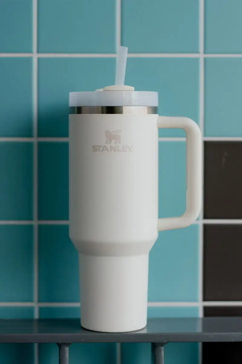 Stanley Kubek Quencher H2.O FlowState™ Tumbler 1,1